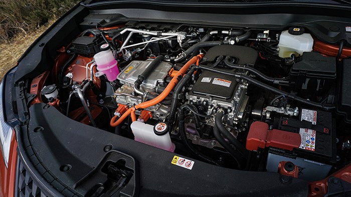 換個角度的選擇 雷克薩斯UX300e評測