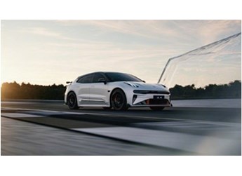 極氪001 FR發(fā)布：地表最強(qiáng)零百加速 每月限量99輛 封面圖