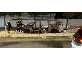 理想MEGA行駛中突然起火 車主發(fā)律師函：網(wǎng)上部分信息存在夸大、歪曲或虛構(gòu)情形 封面圖