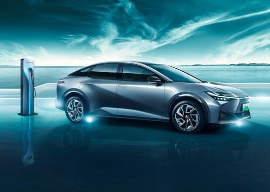 18.98萬(wàn)起！一汽豐田bZ3開啟預(yù)售 搭載比亞迪電池/電機(jī)