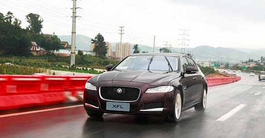 英倫經(jīng)典在中國延續(xù) 試駕國產(chǎn)捷豹XFL