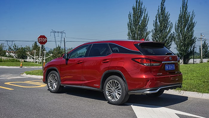 7座新選擇 雷克薩斯新一代RX450hL評(píng)測(cè)