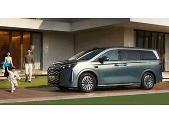 中大型混動(dòng)MPV賣到20萬以內(nèi)！2026款比亞迪夏上市：置換價(jià)19.68萬起 封面圖