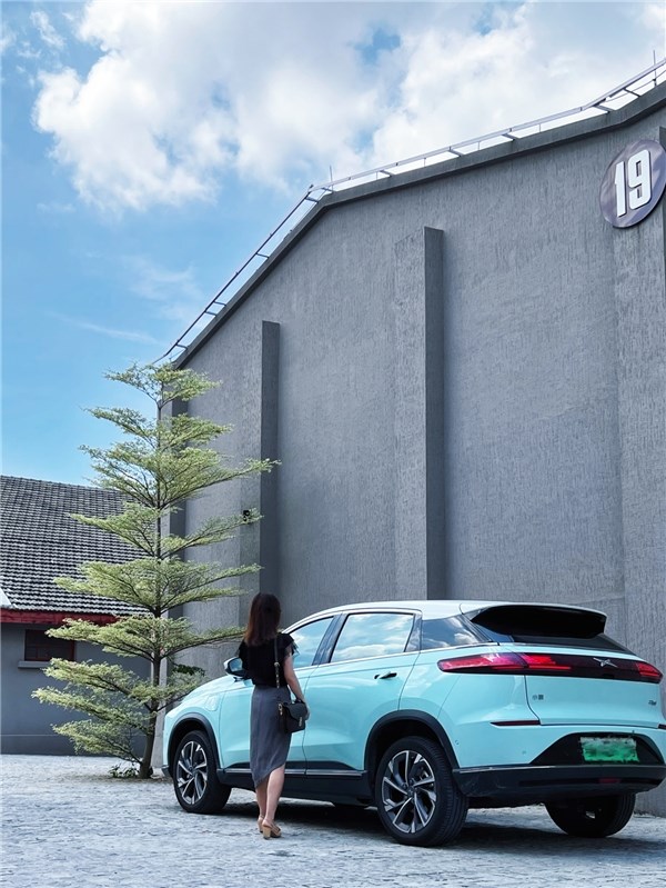 車主說丨買車后的第一件事，就是開著G3i帶它去看雪