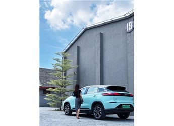 車(chē)主說(shuō)丨買(mǎi)車(chē)后的第一件事，就是開(kāi)著G3i帶它去看雪