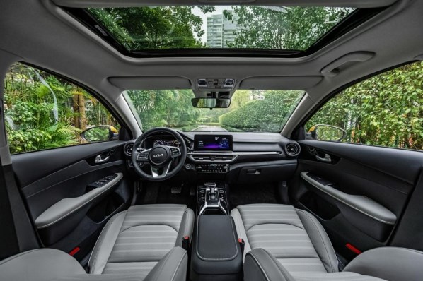 放飛自我！2023款起亞K3上市 優(yōu)惠起售價(jià)僅為8.99萬(wàn)元