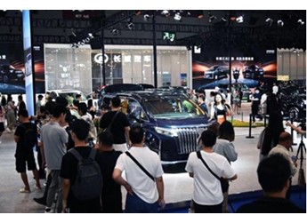 開(kāi)魏牌高山MPV嘆世界，大灣區(qū)家庭的新首選 封面圖