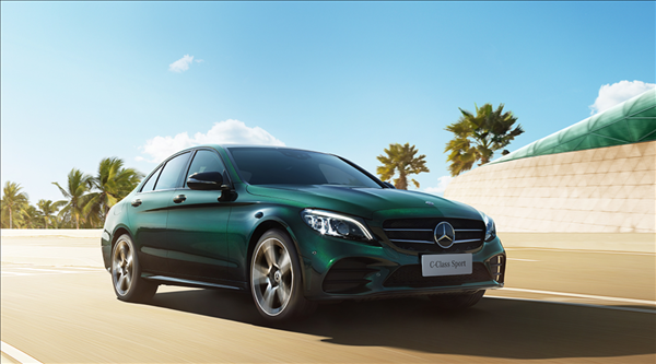 奔馳腰斬式降價！二手車商賠慘了：二手比新車貴還咋賣