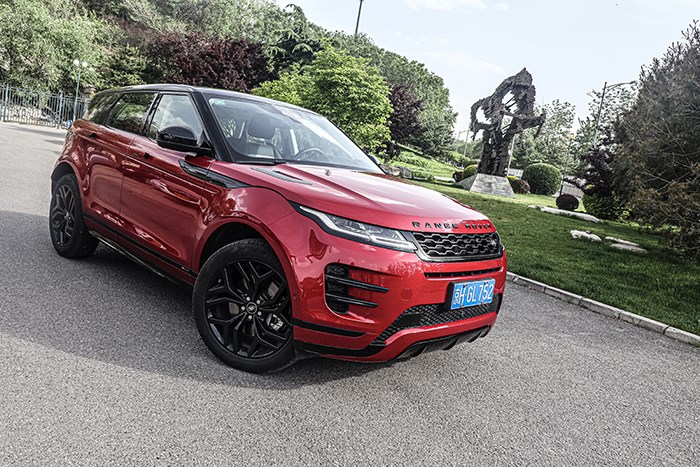 不光靠顏值取勝 試駕全新路虎攬勝極光