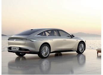 別克至境L7實(shí)車亮相 續(xù)航超1400km 封面圖