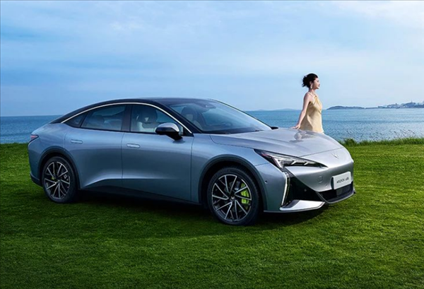 Model 3再迎強敵！極狐阿爾法S5明日交付：頂配21.68萬元