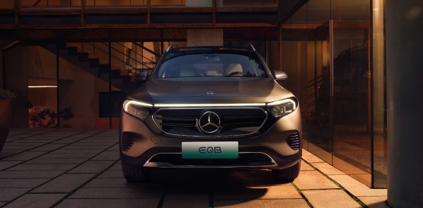 梅賽德斯-奔馳推遲電動(dòng)汽車(chē)轉(zhuǎn)型計(jì)劃 將繼續(xù)生產(chǎn)燃油車(chē)