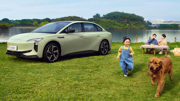 22.98萬起！紅旗EH7上市 最大續(xù)航800km 小米又一勁敵？