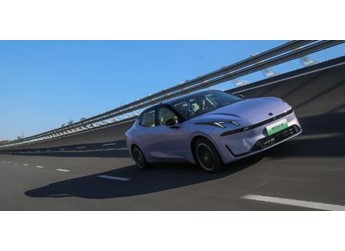 插混轎車怎么選？15萬以下實(shí)用選1擋，15萬以上豪華選三擋