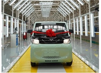 新能源MINI卡雷馳·仁T10榮耀下線，開啟城市物流新篇章！ 封面圖