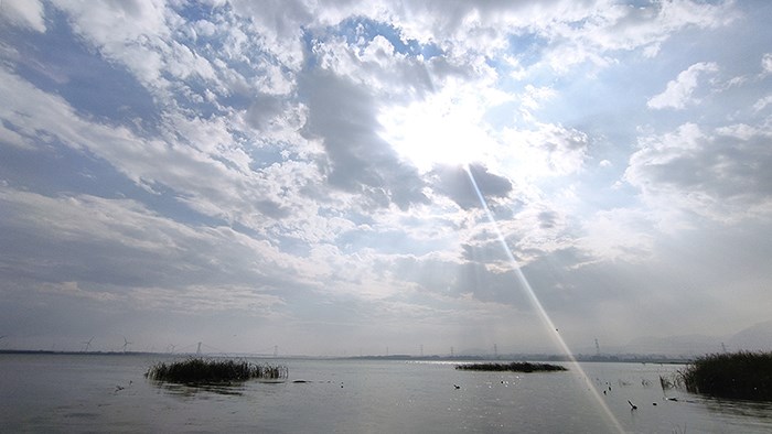 雨后見美景 雷克薩斯RX450hL懷來官?gòu)d游記