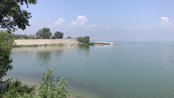 雨后見美景 雷克薩斯RX450hL懷來官?gòu)d游記