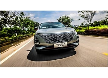 生活需要?jiǎng)谝萁Y(jié)合，奇瑞歐萌達(dá)帶你領(lǐng)略不一樣的風(fēng)景