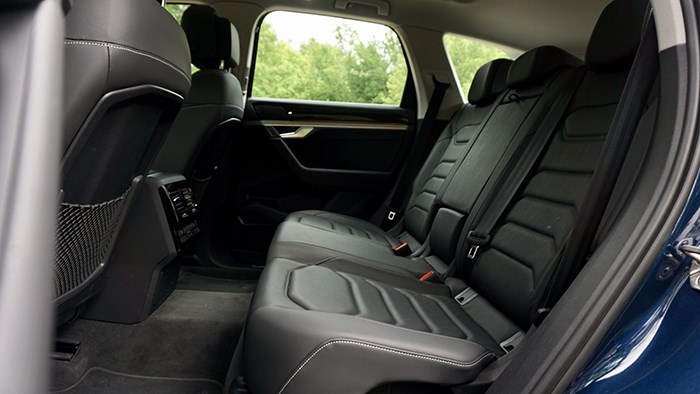 要豪華也要格調(diào) 大眾途銳插電式混動(dòng)評(píng)測