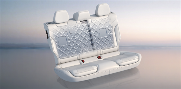 托底騰飛、5米墜落！領(lǐng)克07 EM-P完成行業(yè)首次極限挑戰(zhàn)