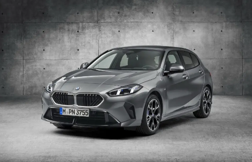 最便宜的進(jìn)口寶馬來了！第四代1系正式投產(chǎn)：搭載輕混動(dòng)力