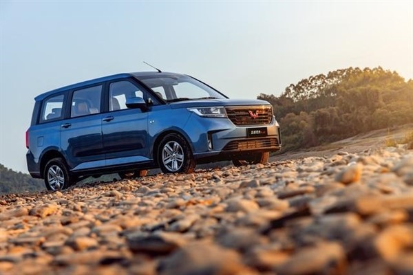 一代神車五菱宏光即將上新！外觀大變 新增純電版車型