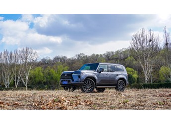 豪華大玩具  試駕2024款全新雷克薩斯GX550h