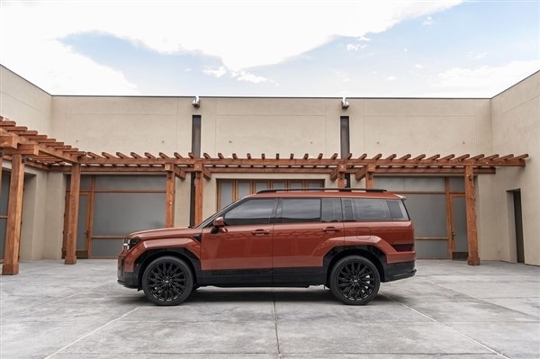 現(xiàn)代經(jīng)典車型重獲新生！全新勝達8月上市 提供5/6/7座可供選擇