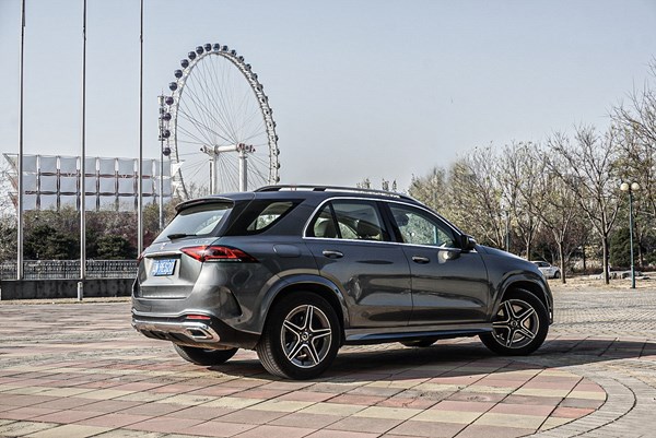 全新時代產(chǎn)物 試駕全新梅賽德斯奔馳GLE