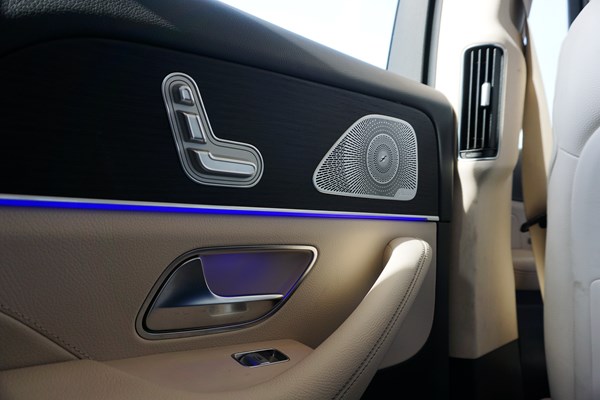 全新時代產(chǎn)物 試駕全新梅賽德斯奔馳GLE