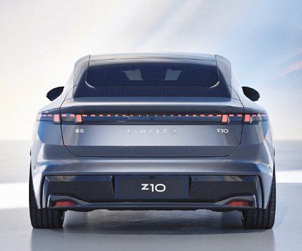 賣(mài)多少錢(qián)合適！領(lǐng)克純電中大型轎車(chē)官圖公布：對(duì)標(biāo)智界S7