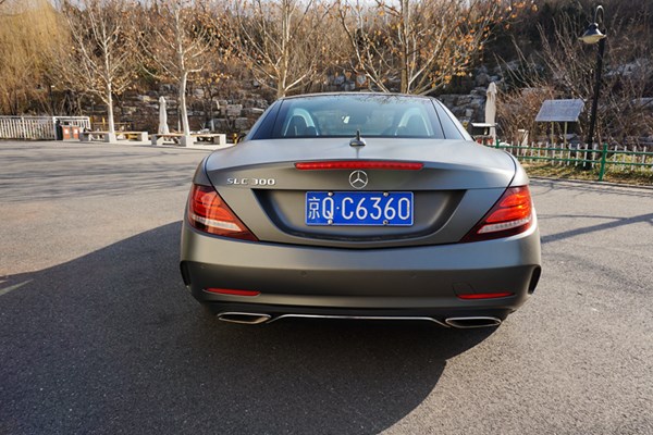 來自德國的獨特氣質 試駕奔馳SLC 300