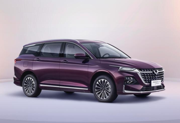 五菱凱捷混動(dòng)鉑金版配置曝光 “4 X”大四座設(shè)計(jì) 12月上市