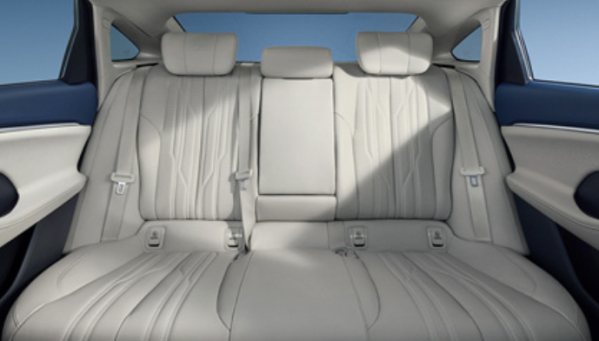 2023款別克君越試駕 降價(jià)真的能夠換來燃油車銷量嗎？