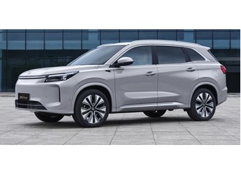 第三代賽力斯藍電E5 PLUS上市：11.98萬起 車內(nèi)自帶泡茶臺