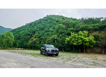 卷土重來 萬車網(wǎng)試駕2024款全新雷克薩斯GX550h