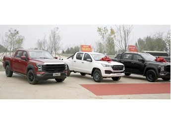 閃耀銀河 火星護(hù)航，火星皮卡、大將軍皮卡亮相“國(guó)際莊”