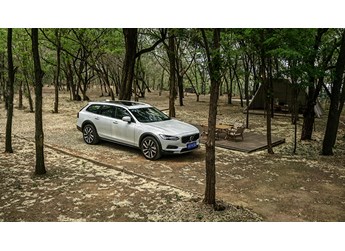 另一種生活態(tài)度 試駕沃爾沃V90 CC B5 AWD智尊版 封面圖