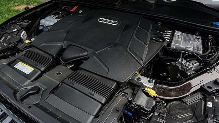 運(yùn)動加科技 全新奧迪Q7評測 