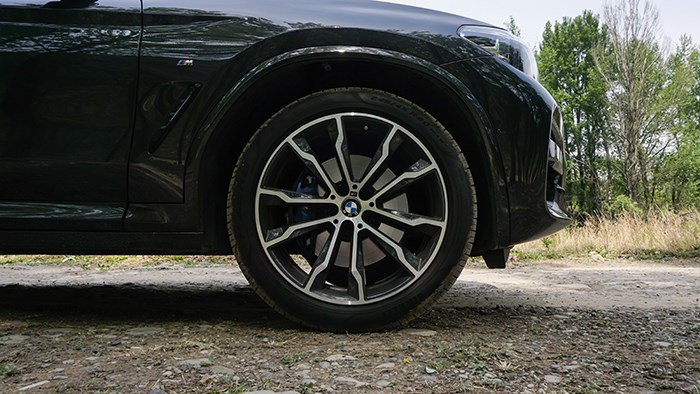 要運(yùn)動(dòng)又要格調(diào) 寶馬X4 xDrive30i評(píng)測(cè)