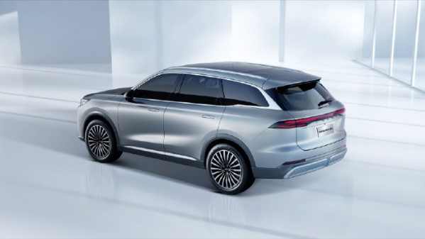 奇瑞瑞虎8L外觀設(shè)計(jì)首曝！尺寸比瑞虎8 PLUS還大