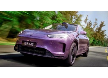 出行痛點(diǎn)迎刃而解，看問(wèn)界新M5 Ultra如何直擊購(gòu)車(chē)核心訴求 封面圖