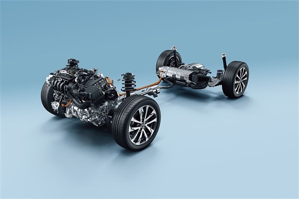 與比亞迪宋PLUS同價(jià) 新款一汽豐田卡羅拉銳放上市：12.98萬起